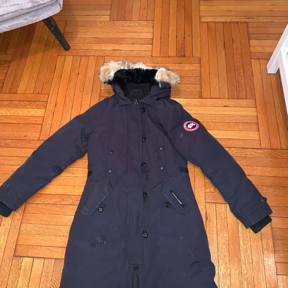 Canada Goose women’s XS Navy blue parka down coat